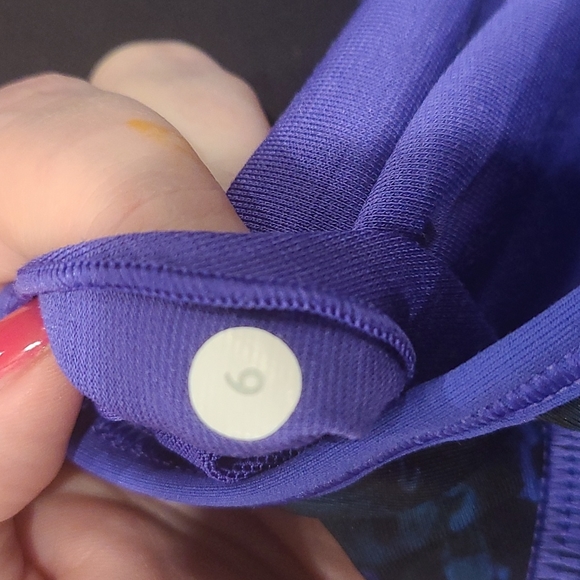 Lululemon Sweaty Or Not Bra Floral Sport Backdrop Iris Flower Multi / Iris Flow - Picture 10 of 10